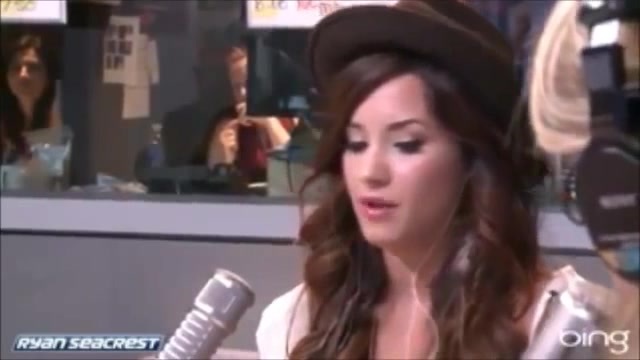 Demi Lovato\'s Interview with Ryan Seacrest -Skyscraper premier [Full] 0839