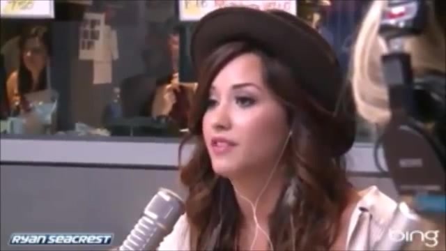 Demi Lovato\'s Interview with Ryan Seacrest -Skyscraper premier [Full] 0956