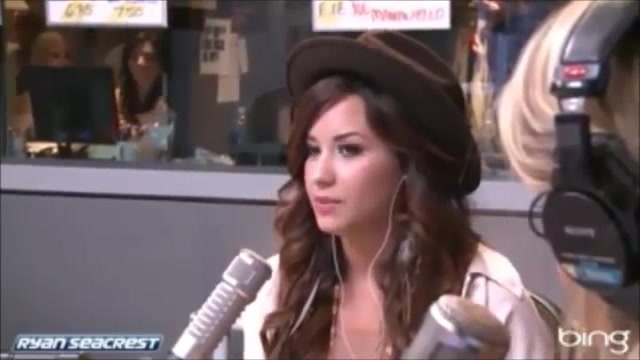 Demi Lovato\'s Interview with Ryan Seacrest -Skyscraper premier [Full] 1450 - Demilu Interview with Ryan Seacrest -Skyscraper premier Part oo2