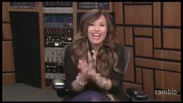 Live Chat w_ Demi Lovato 21 July 2011 Part 1 0123 - Demilush - Live Chat with Demi Lovato 21 July 2011