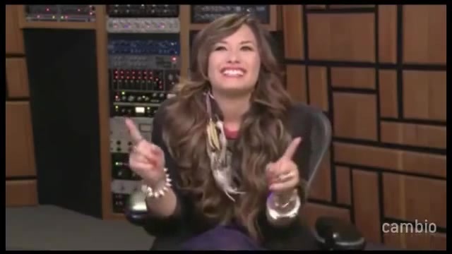 Live Chat w_ Demi Lovato 21 July 2011 Part 1 0144 - Demilush - Live Chat with Demi Lovato 21 July 2011