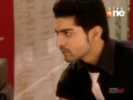 Geet-18thJune-Part-1_00010 (18) - GEET - Hui Sabse Parayi - Caps I