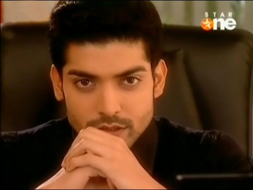 geet21stjune2010watchonnn (33) - GEET - Hui Sabse Parayi - Caps I