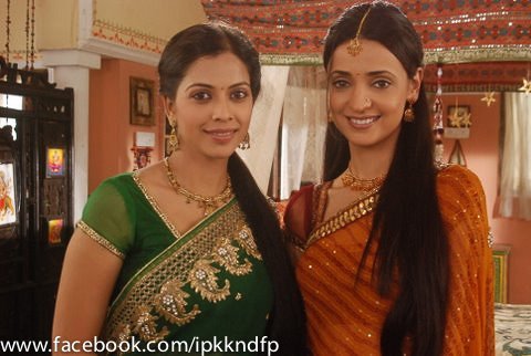 13 (16) - Iss Pyaar Ko Kya Naam Doon - Picture Gallery I