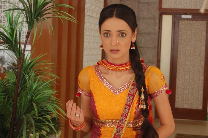 15 (58) - Iss Pyaar Ko Kya Naam Doon - Picture Gallery I