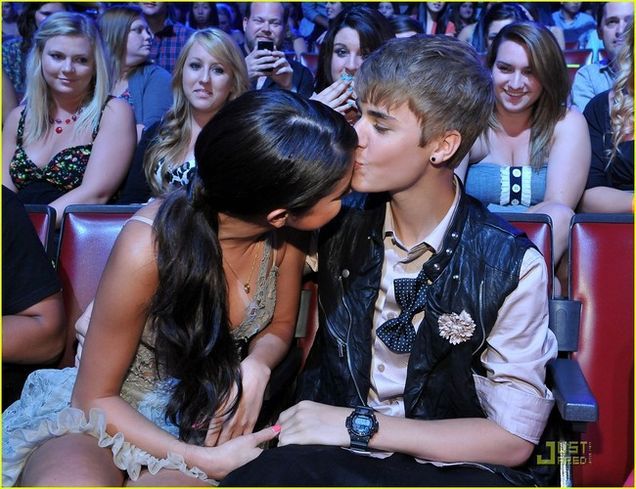 Selena si Justin poza 1