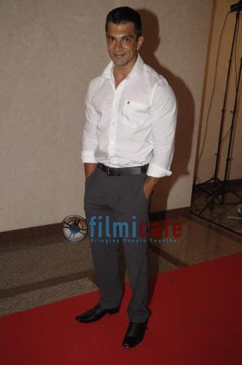 312750_174916519267851_139770716115765_365327_118555383_n - Karan SIngh Grover and Jennifer Winget At SBS Party