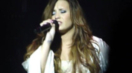 Demi Lovato - Lightweight Live - A Special Night With Demi Lovato (1344)