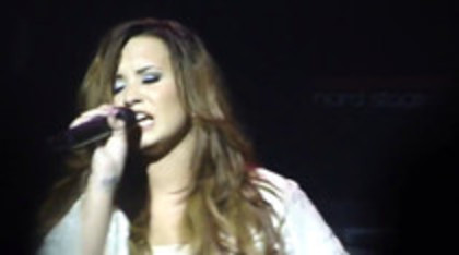 Demi Lovato - Lightweight Live - A Special Night With Demi Lovato (1401)