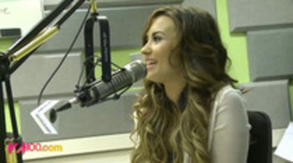 Demi Lovato In-Studio - Z100 New York (509)