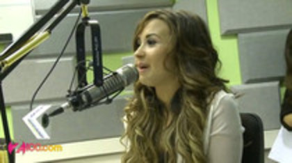 Demi Lovato In-Studio - Z100 New York (528)