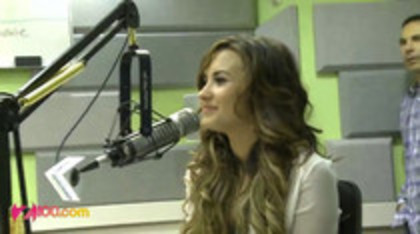 Demi Lovato In-Studio - Z100 New York (998)