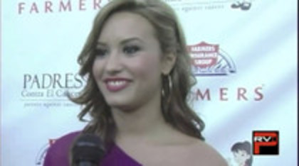 Demi Lovato at Padres Contra El Cancer Event (994) - Demilush at Padres Contra El Cancer Event Interview Part oo3