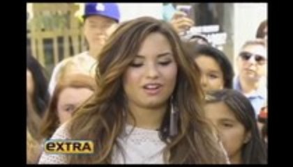 Demi Lovato Extra at The Grove (40)