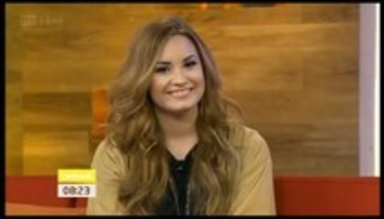 April 02 2012 - Demi Lovato in Daybreak (43)