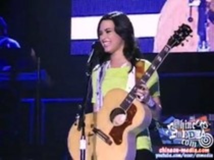 Demi Lovato - Catch Me Live (57) - Demilush - Catch Me Live Part oo1