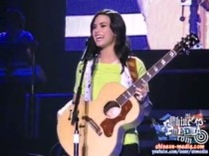 Demi Lovato - Catch Me Live (60) - Demilush - Catch Me Live Part oo1