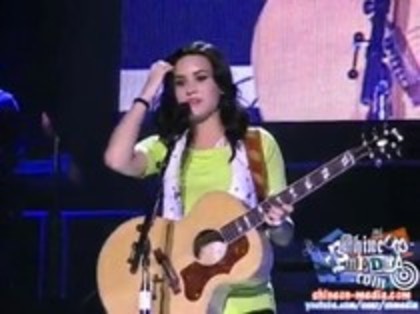 Demi Lovato - Catch Me Live (90) - Demilush - Catch Me Live Part oo1