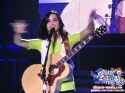 Demi Lovato - Catch Me Live (30) - Demilush - Catch Me Live Part oo1