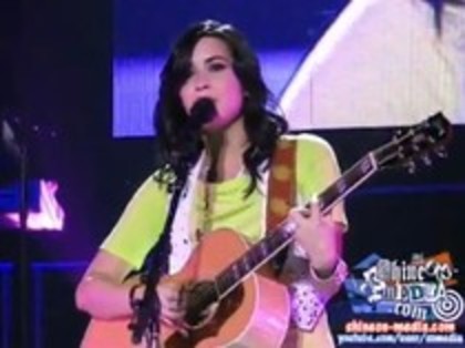 Demi Lovato - Catch Me Live (1071) - Demilush - Catch Me Live Part oo3