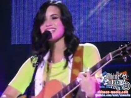 Demi Lovato - Catch Me Live (1015) - Demilush - Catch Me Live Part oo3