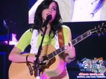 Demi Lovato - Catch Me Live (1066) - Demilush - Catch Me Live Part oo3