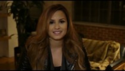 Demi Lovato - Give Your Heart a Break Behind The Scenes (3449)