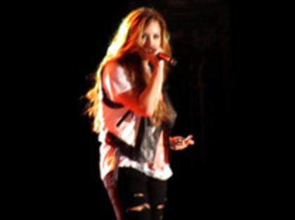 Demi Lovato - Moves Like Jagger (51) - Demilush - Moves Like Jagger Strawberry Festival oo1