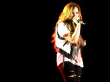 Demi Lovato - Moves Like Jagger (62) - Demilush - Moves Like Jagger Strawberry Festival oo1