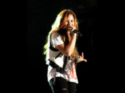 Demi Lovato - Moves Like Jagger (66) - Demilush - Moves Like Jagger Strawberry Festival oo1