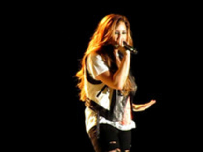 Demi Lovato - Moves Like Jagger (41)