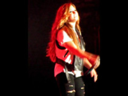 Demi Lovato - Moves Like Jagger (3475) - Demilush - Moves Like Jagger Strawberry Festival oo8