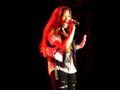 Demi Lovato - Moves Like Jagger (3431) - Demilush - Moves Like Jagger Strawberry Festival oo8