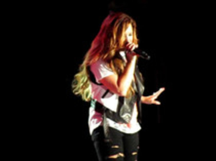 Demi Lovato - Moves Like Jagger (3406) - Demilush - Moves Like Jagger Strawberry Festival oo8