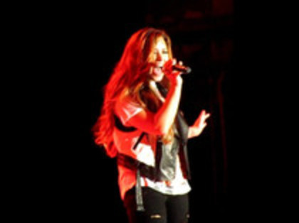 Demi Lovato - Moves Like Jagger (3437) - Demilush - Moves Like Jagger Strawberry Festival oo8