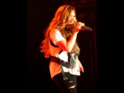 Demi Lovato - Moves Like Jagger (3908) - Demilush - Moves Like Jagger Strawberry Festival oo9