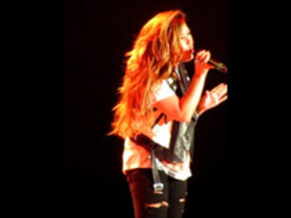 Demi Lovato - Moves Like Jagger (5382) - Demilush - Moves Like Jagger Strawberry Festival o12