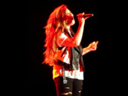 Demi Lovato - Moves Like Jagger (5316) - Demilush - Moves Like Jagger Strawberry Festival o12