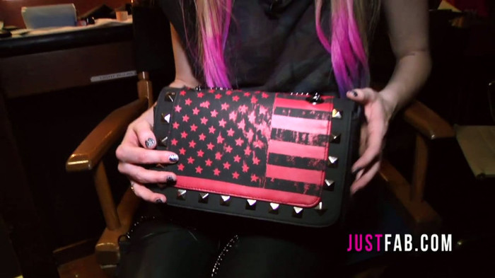 What's In Avril's Bag 060 - JUST - FAB - What s - In - Avril s - Bag - Screen - Captures