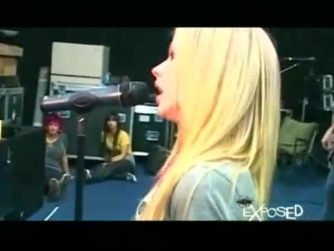 Avril Lavigne - Exposed (Documentary Part 1) 7640