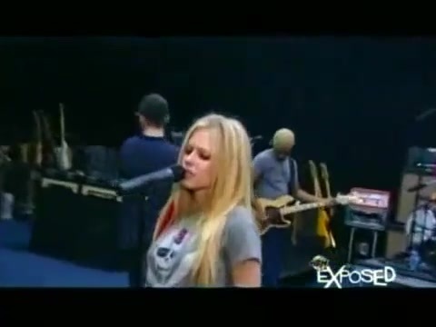 Avril Lavigne - Exposed (Documentary Part 1) 7679 - Avril - Lavigne - Exposed - Documentary - Part - 16