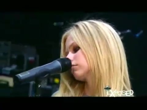 Avril Lavigne - Exposed (Documentary Part 1) 7700