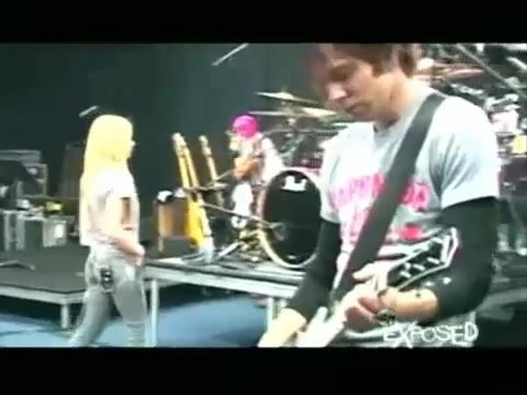 Avril Lavigne - Exposed (Documentary Part 1) 7852 - Avril - Lavigne - Exposed - Documentary - Part - 16