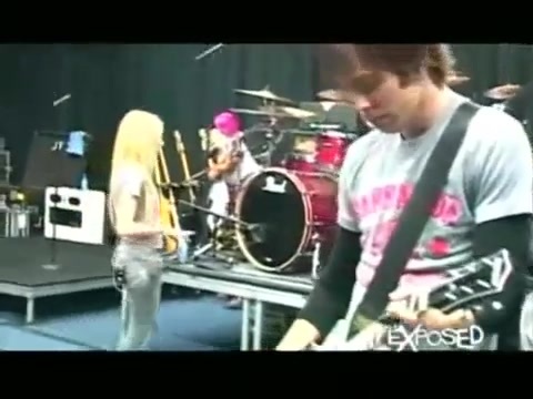 Avril Lavigne - Exposed (Documentary Part 1) 7859