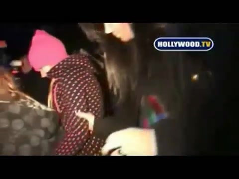 Avril Lavigne - Paparazzi (Various Footage Part 1) 3953