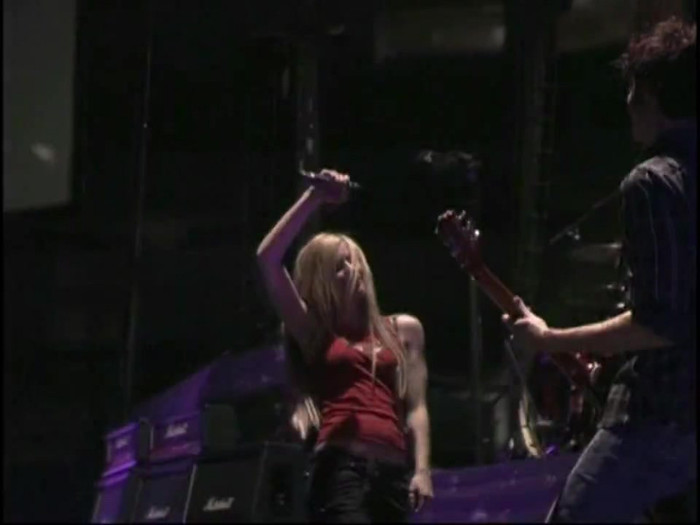 Bonez Tour Documentary [HD] Part2 - Avril Lavigne 1786