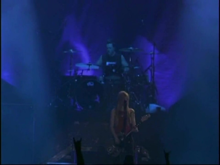 Bonez Tour Documentary [HD] Part2 - Avril Lavigne 1817