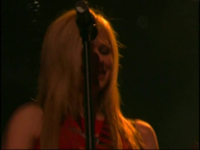 Bonez Tour Documentary [HD] Part2 - Avril Lavigne 1928 - Avril - Lavigne - 2008 - Bonez - Tour - Documentary - oo4