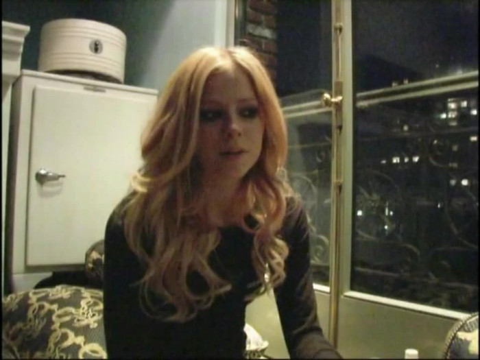 Bonez Tour Documentary [HD] Part2 - Avril Lavigne 5565