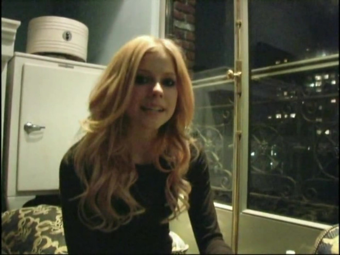 Bonez Tour Documentary [HD] Part2 - Avril Lavigne 5590 - Avril - Lavigne - 2008 - Bonez - Tour - Documentary - o12